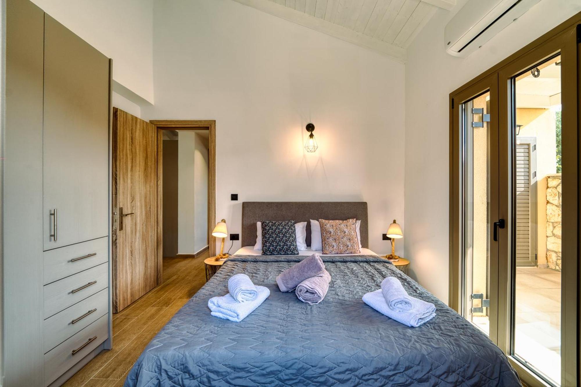 Astarte Villas - Astra Private Villas With Pool Vasilikí Zewnętrze zdjęcie